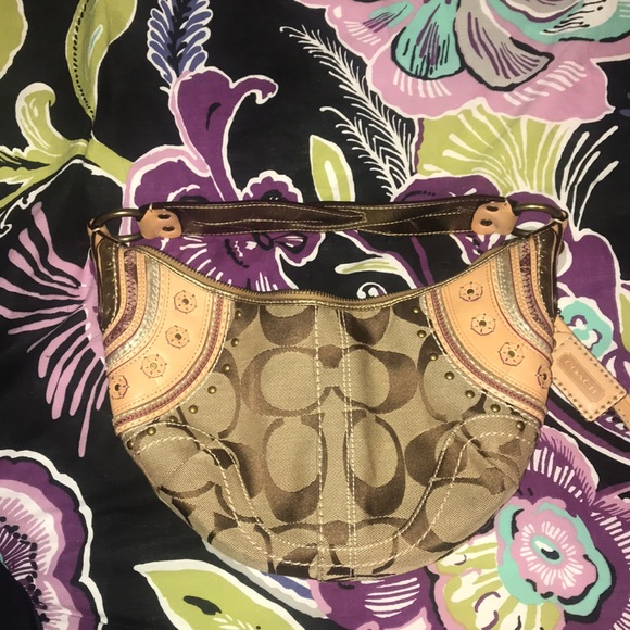 Coach purse - Picture 1 of 4